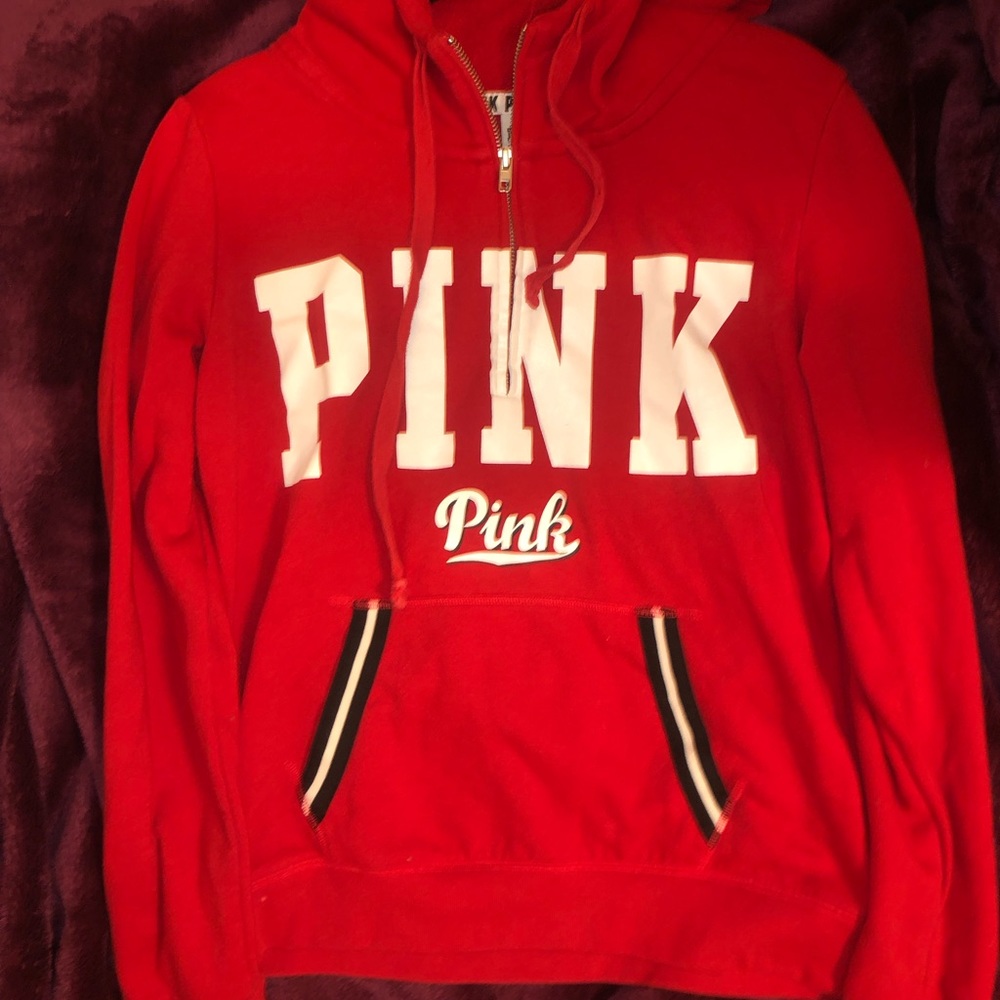 PINK VICTORIA SECRET HOODIE